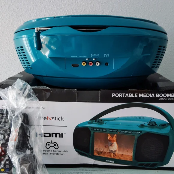 Altec Lansing Teal Portable TV Game Music Media Player Boom Box NEW IN BOX - Picture 5 of 5